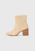 TOMS EVELYN