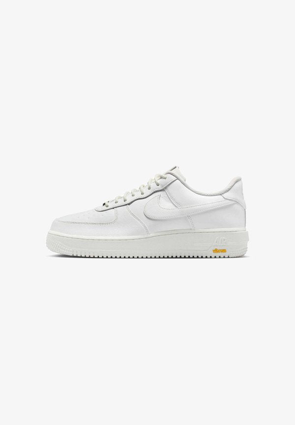 Nike Sportswear AIR FORCE GORE-TEX VIBRAM - Trainers - summit white/off-white/speed yellow summit white