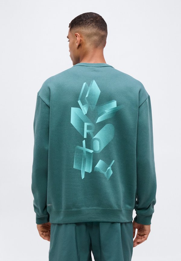 Puma X HYROX HEAVYWEIGHT CREWNECK - Sweatshirt - herb garden