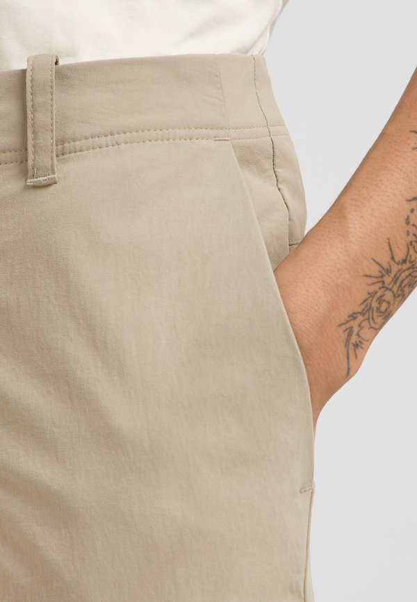 Jack Wolfskin DESERT PANTS W