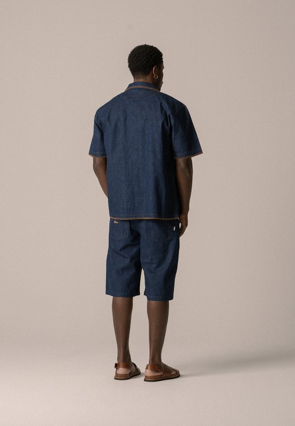 BLKVIS SCRIPT UNISEX