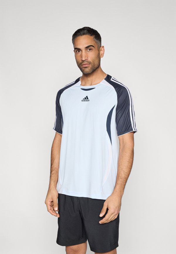 adidas Originals TEAMGEIST TEE - Print T-shirt - crystal sky