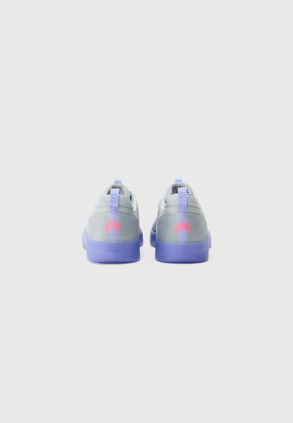 Nike SB ZOOM NYJAH 4 UNISEX