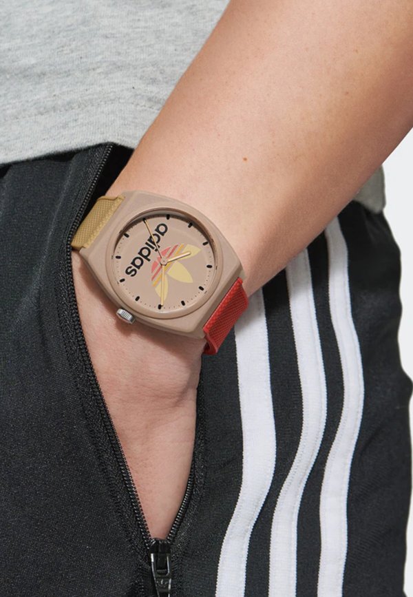 adidas Originals PROJECT TWO GRFX - Watch - pink and beige