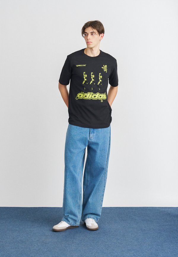 adidas Originals GRAPHIC REG