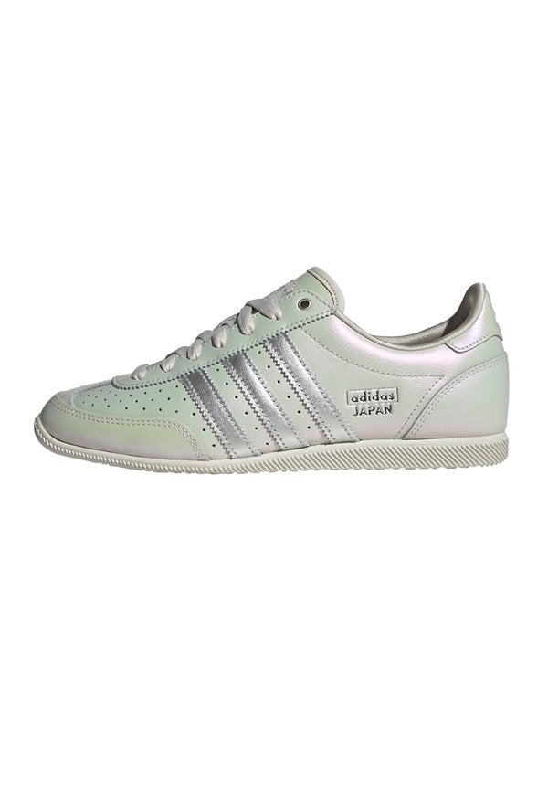adidas Originals JAPAN W