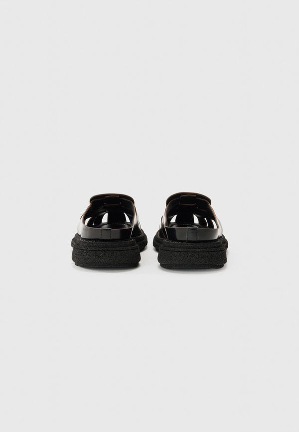 The Antipode SANDAL