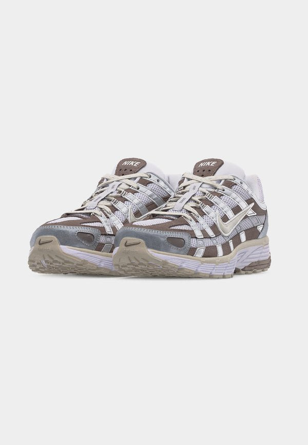 Nike Sportswear P 6000