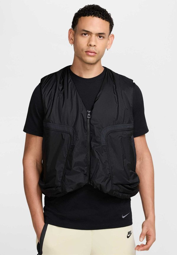Nike Sportswear TECH