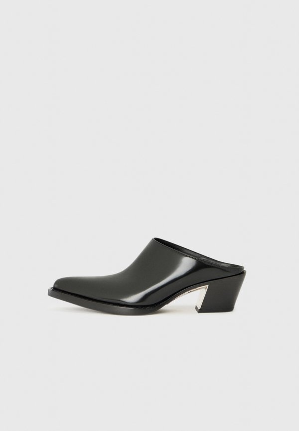 3.1 Phillip Lim DOWNTOWN