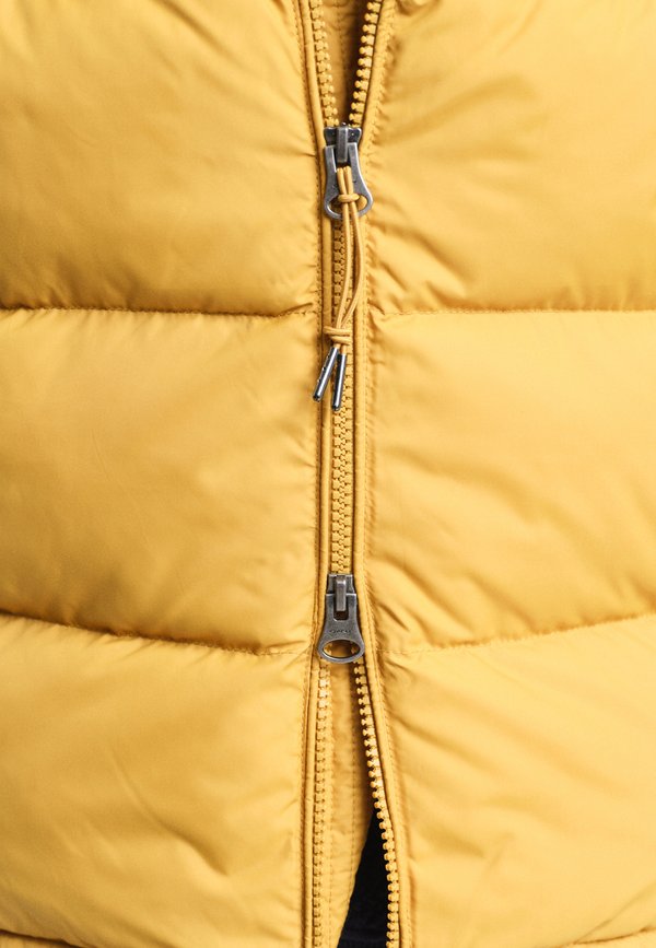 GANT ACTIVE CLOUD VEST