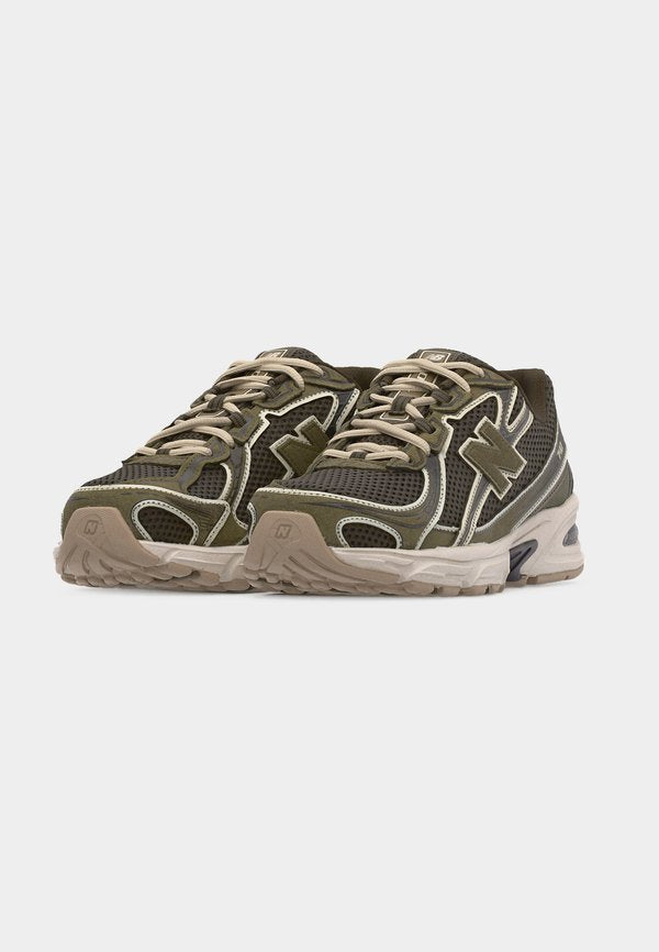 New Balance U740 UNISEX