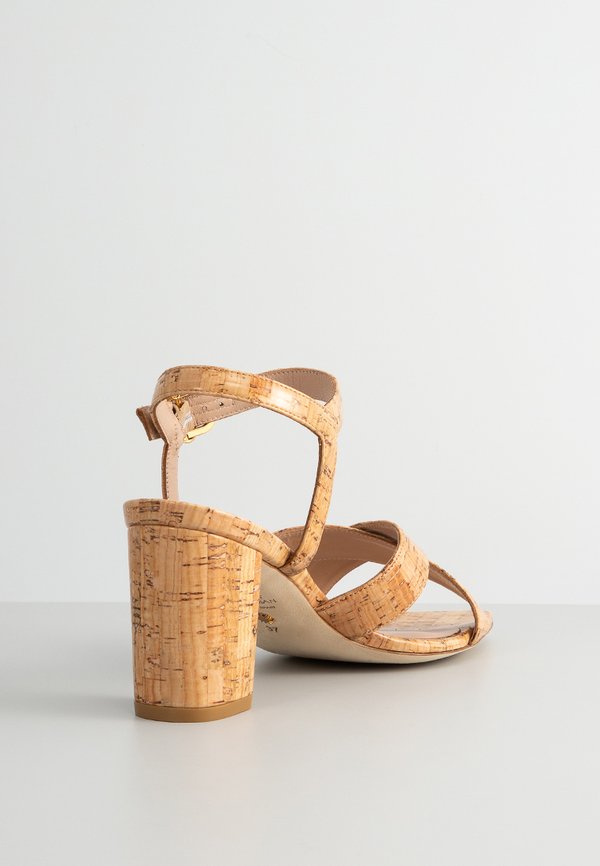 Stuart Weitzman ANALEIGH