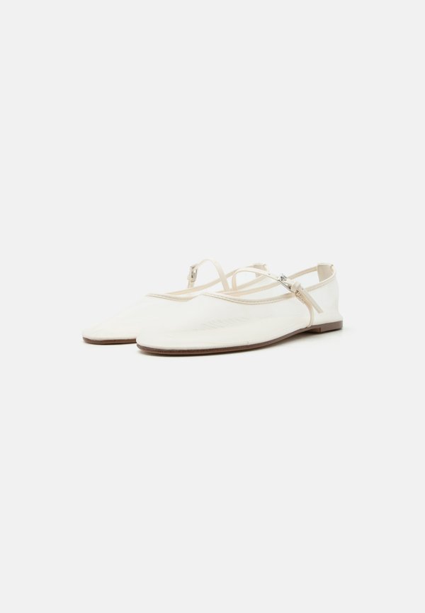 Steve Madden MASH
