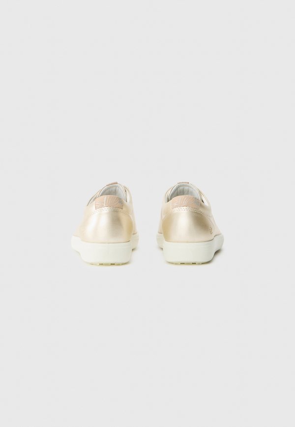 ECCO SOFT 7