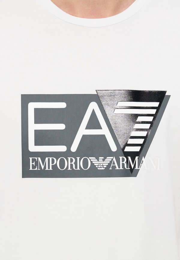 EA7 Emporio Armani