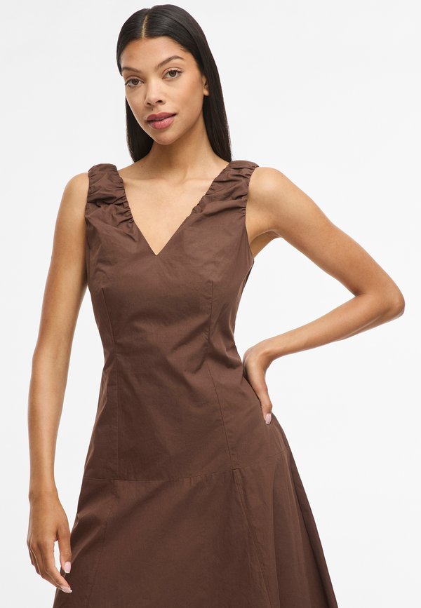 VILA VIEMBLA V NECK