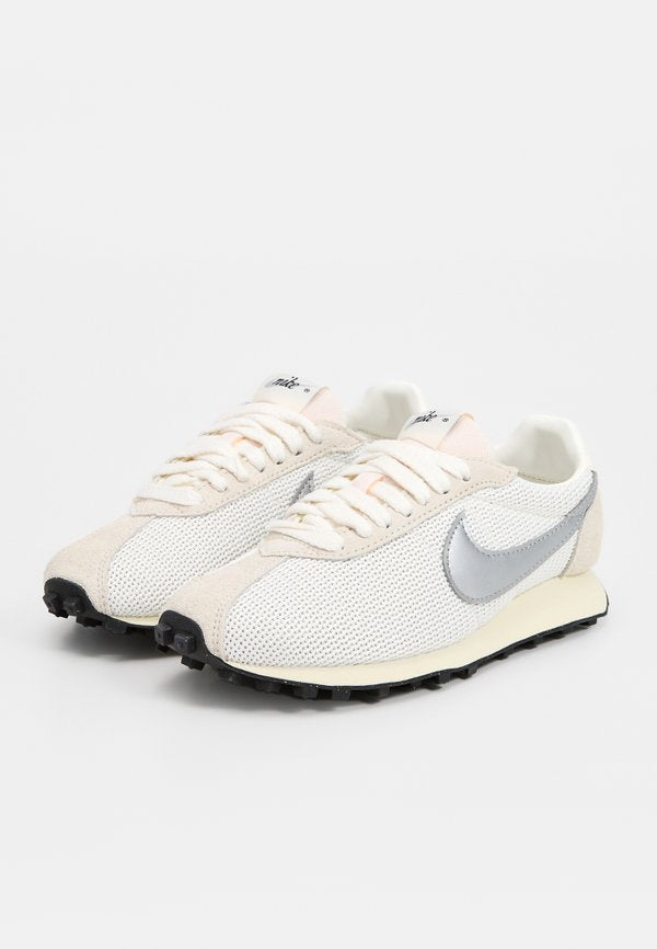 Nike Sportswear LD-1000