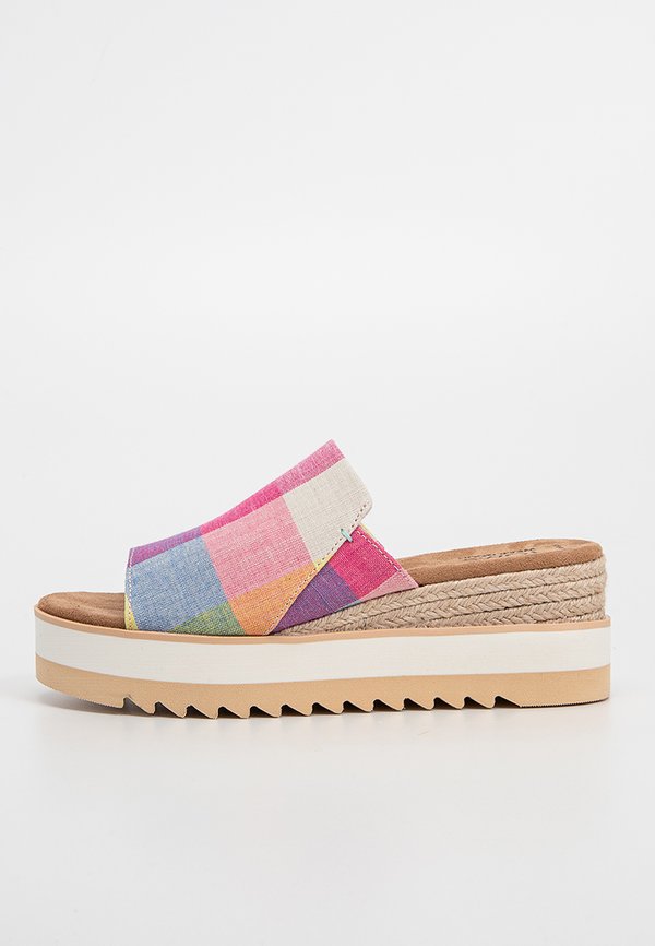 TOMS DIANA