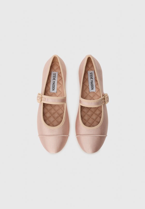 Steve Madden DORY