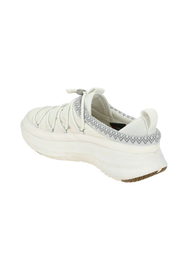 UGG TASMAN - BEQUEME