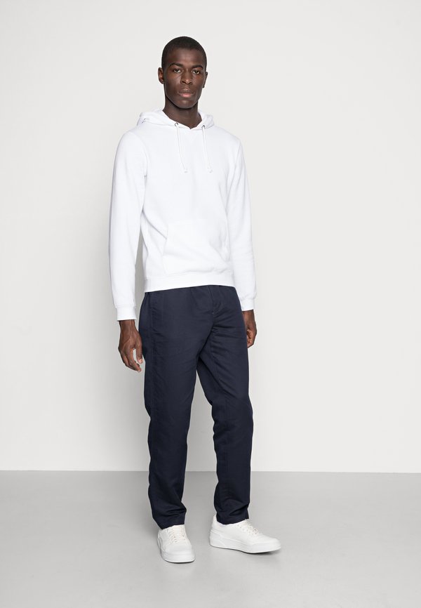 Pier One by Zalando