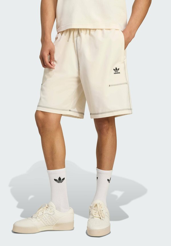adidas Originals TREFOIL ESSENTIALS  - Shorts - white