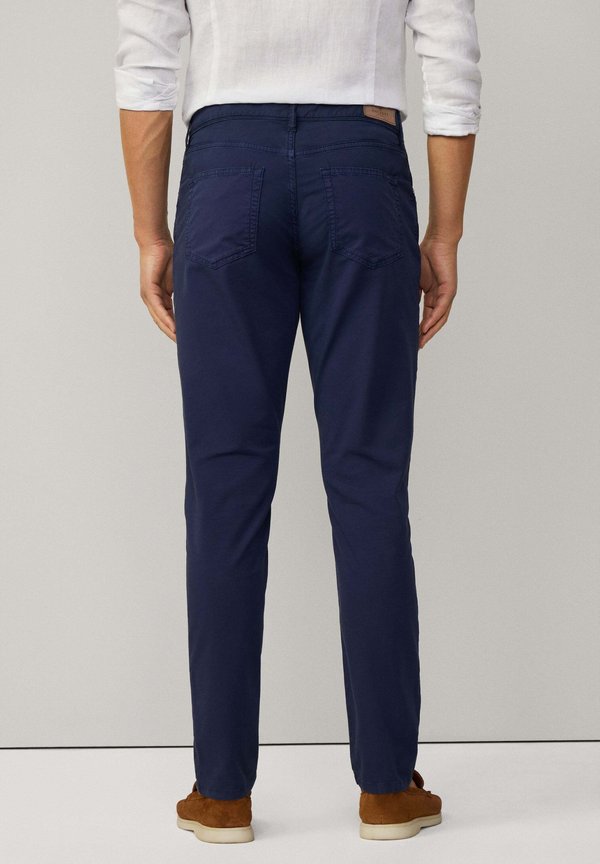 Hackett London