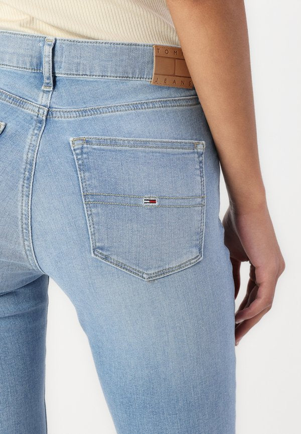 Tommy Jeans NORA