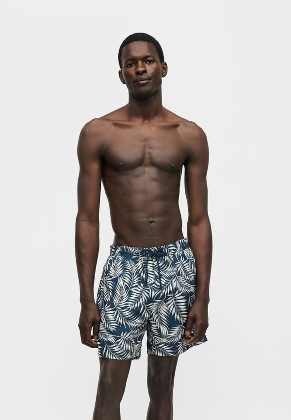 Pier One by Zalando
