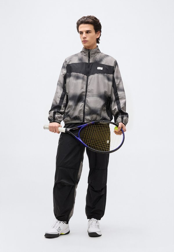EA7 Emporio Armani TRACKSUIT GRAPHIC