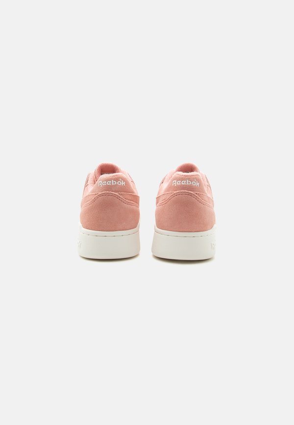 Reebok Classic WORKOUT PLUS