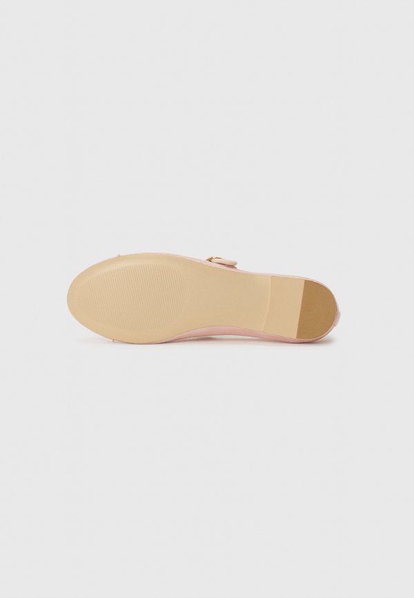 Steve Madden DORY