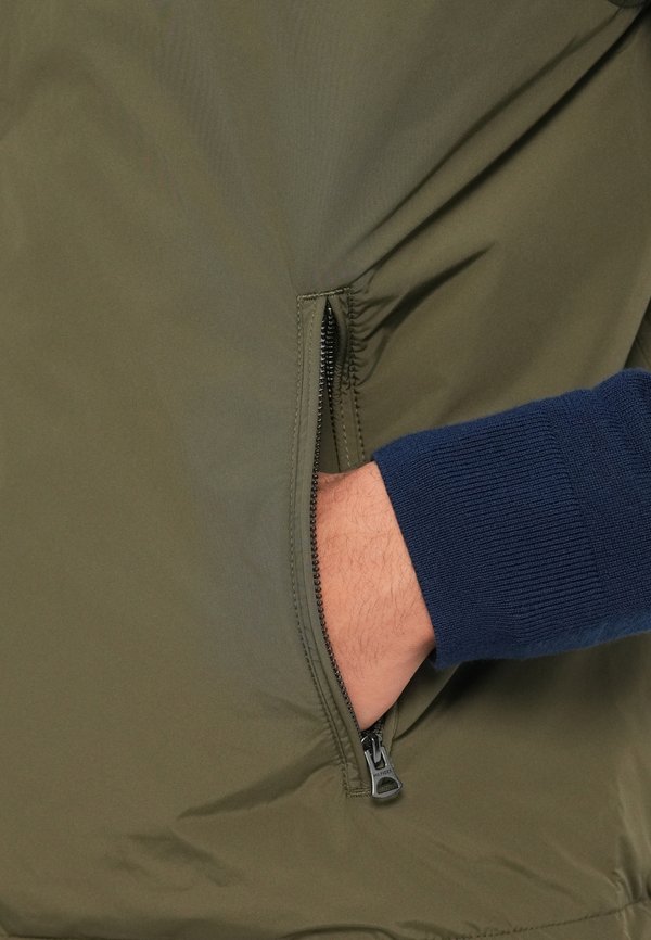 Tommy Hilfiger REVERSIBLE