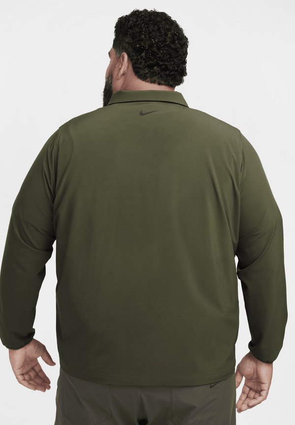 Nike Golf TOUR