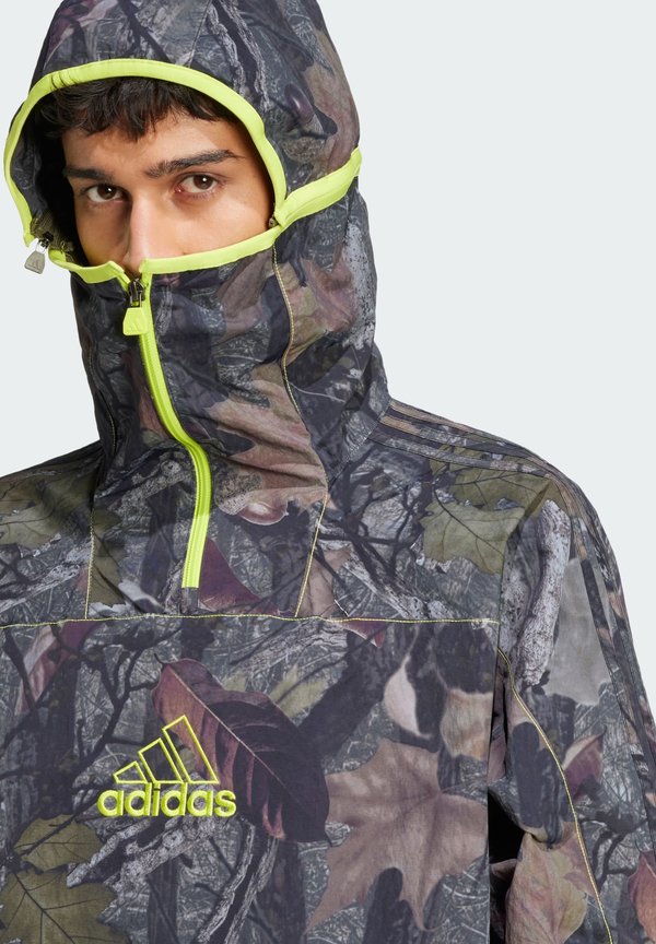 adidas Originals CAMOUFLAGE