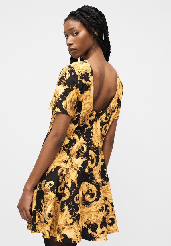 Versace Jeans Couture