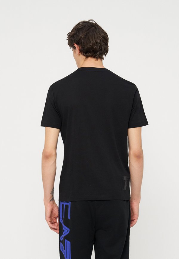 EA7 Emporio Armani