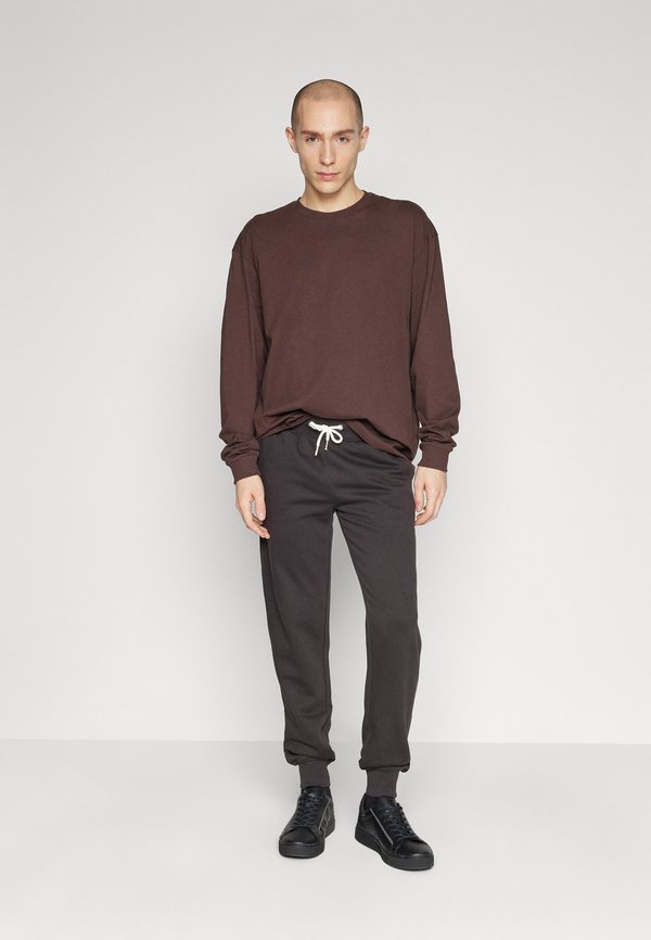 Pier One by Zalando