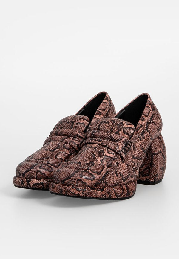 Clarks CUR