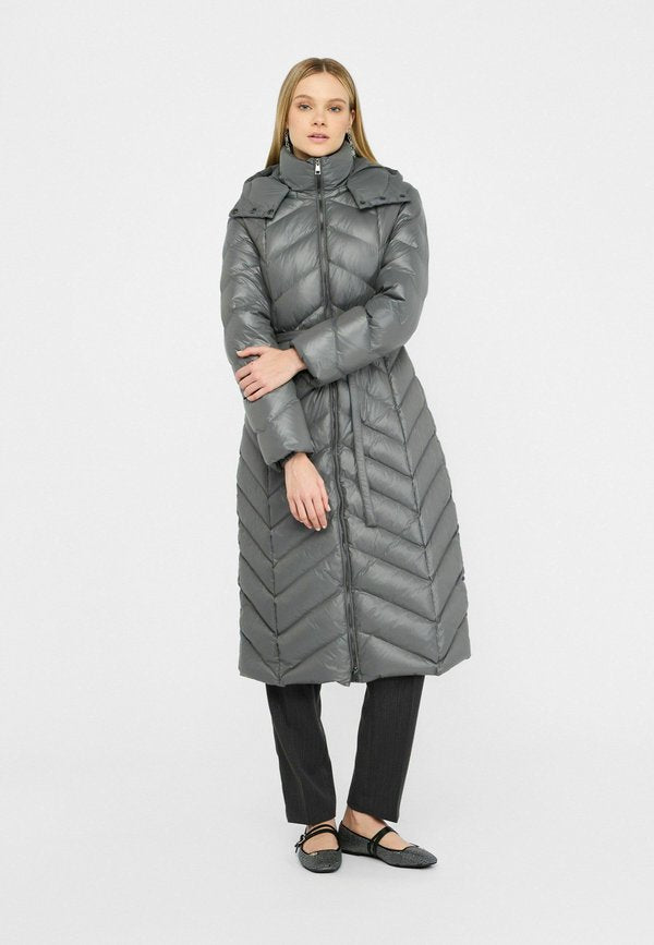 LIU JO LONG WITH HOOD