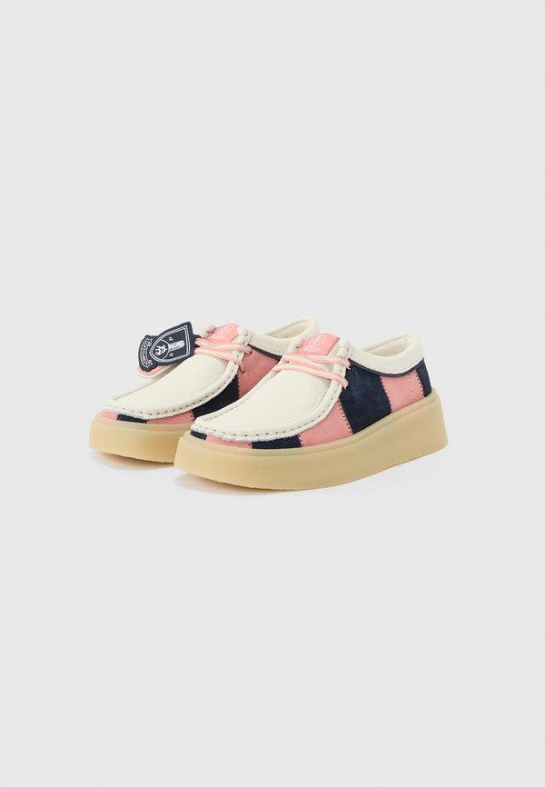 Clarks TORVIEW