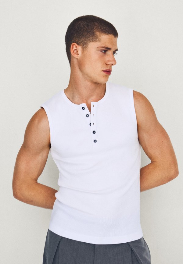 Bershka SLIM FIT WORKER HENLEY - T-SHIRT - Top - white