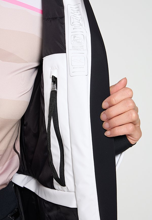 EA7 Emporio Armani