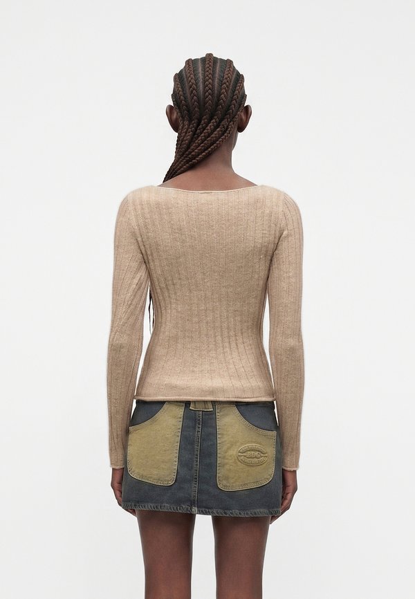 BDG Urban Outfitters CASEY SLASH