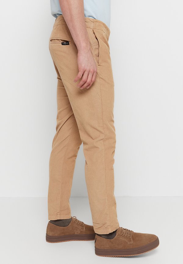 7 for all mankind DESERT REGULAR FIT