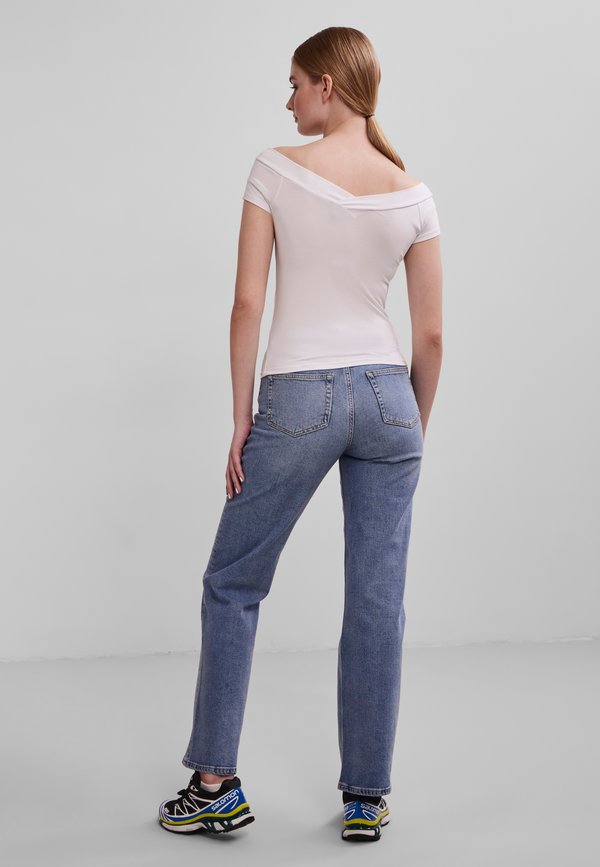 Pieces PCMALIVA OFF SHOULDER V NECK