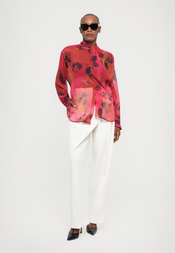 Victoria Beckham DRAPE DETAIL BLOUSE