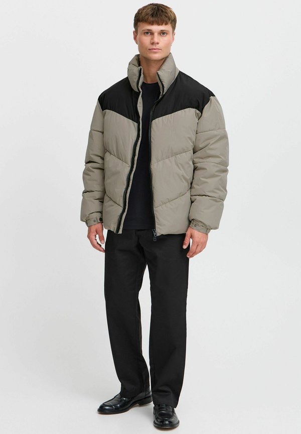 Solid SDMORITZ COLORBLOCK