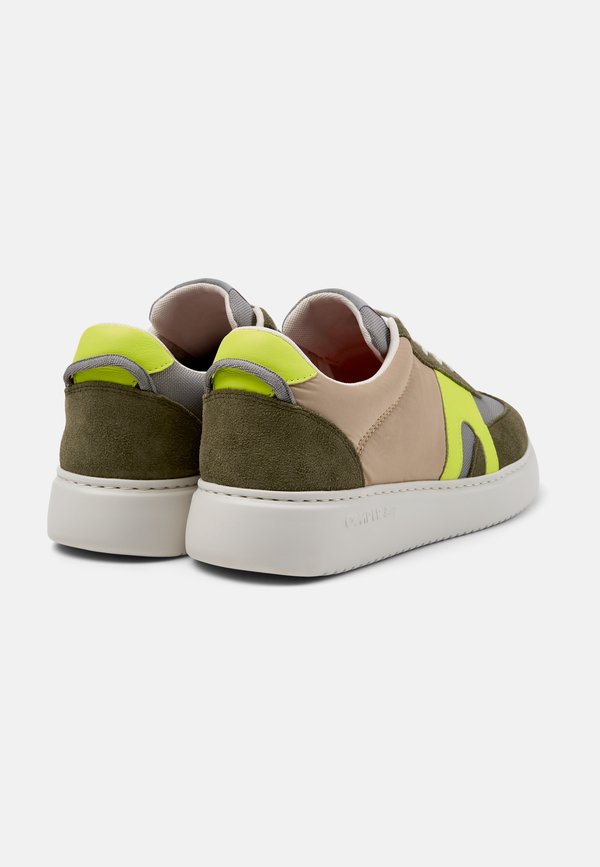 Camper
